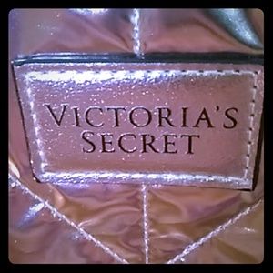 A victoria's secret bag
